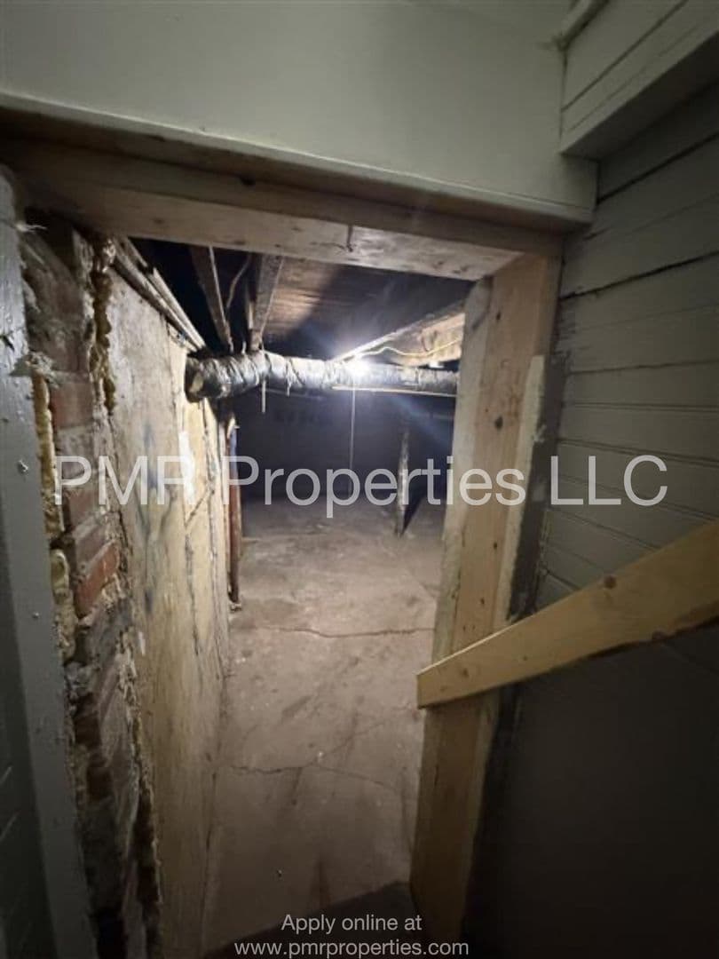 Saint Joseph House: 2611 Mary Street