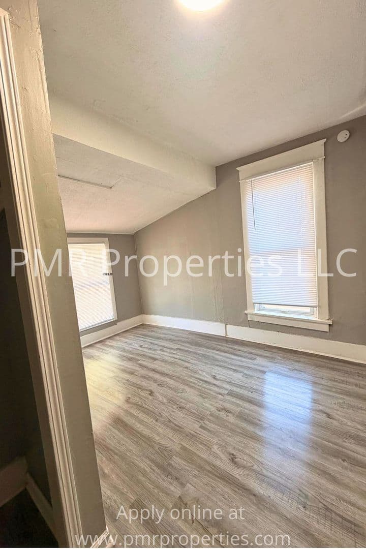 Council Bluffs Apartment: 828 Ave B