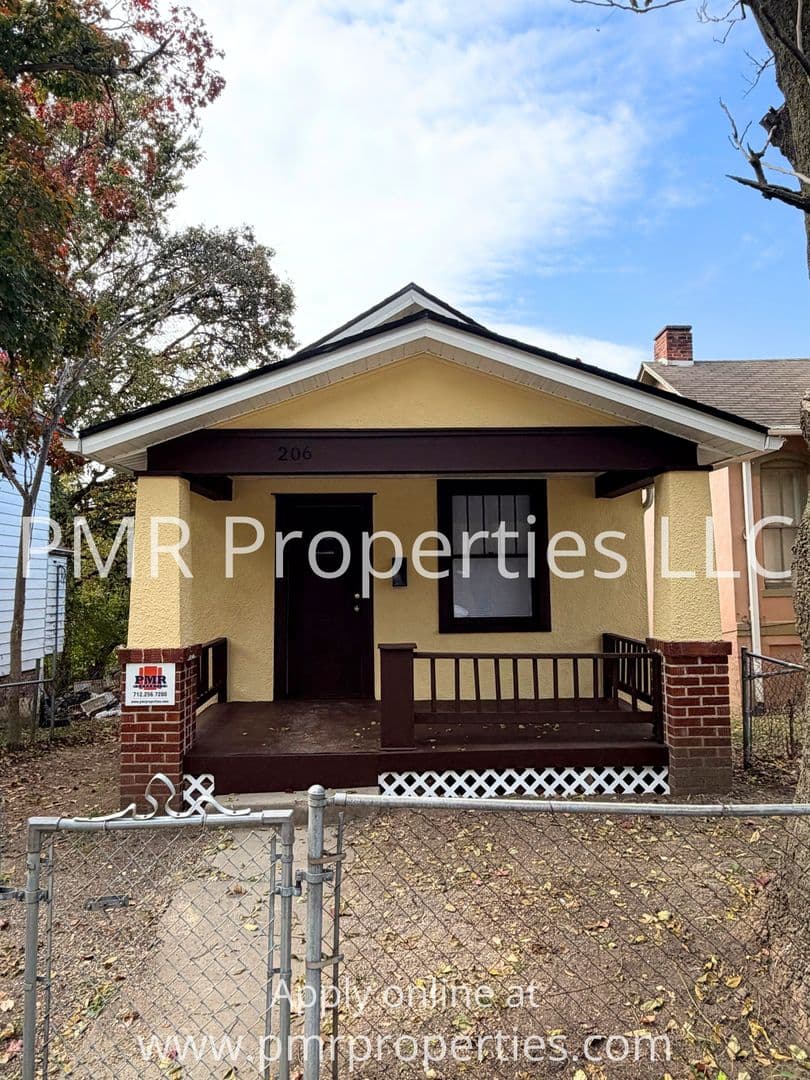 Saint Joseph House: 206 S 15th Street