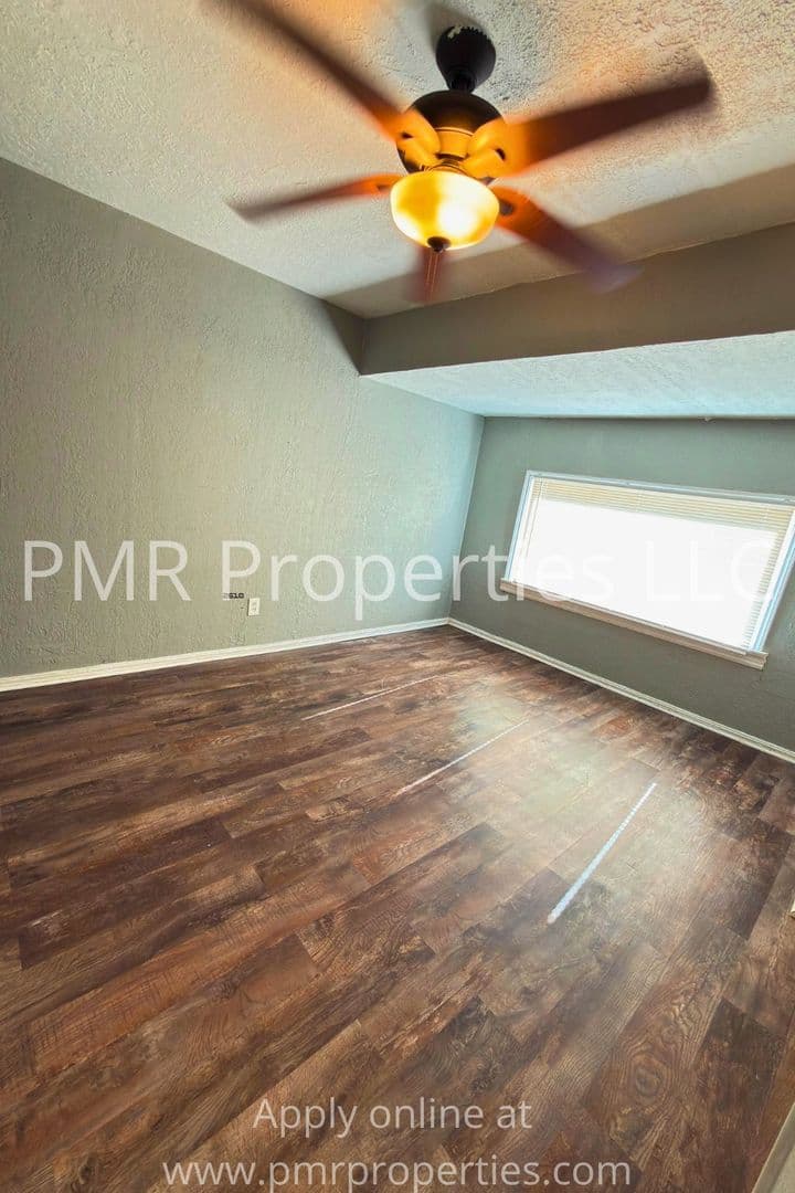 Lawton House: 2904 NW 19th Street