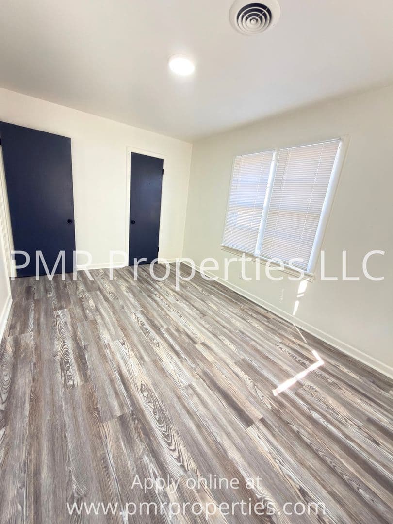 Lawton House: 2406 NW Lindy Ave