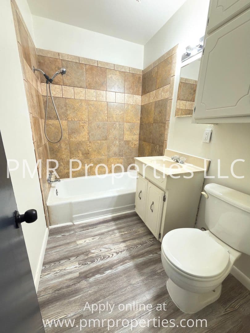 Lawton House: 2406 NW Lindy Ave