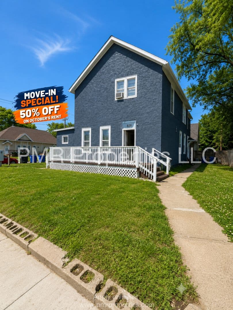 Council Bluffs Apartment: 828 Ave B