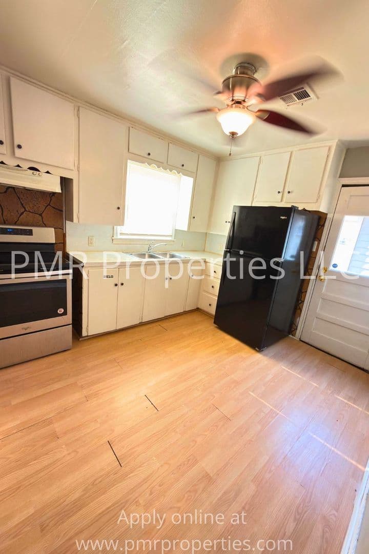 Lawton House: 2904 NW 19th Street
