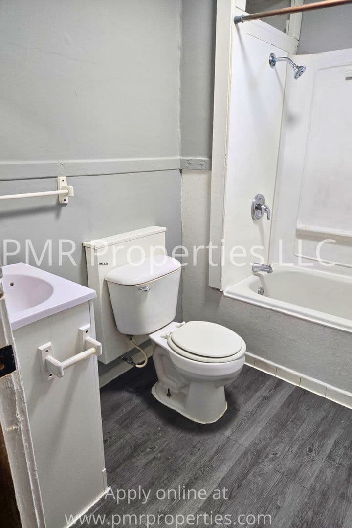 Council Bluffs Apartment: 118 Platner Street
