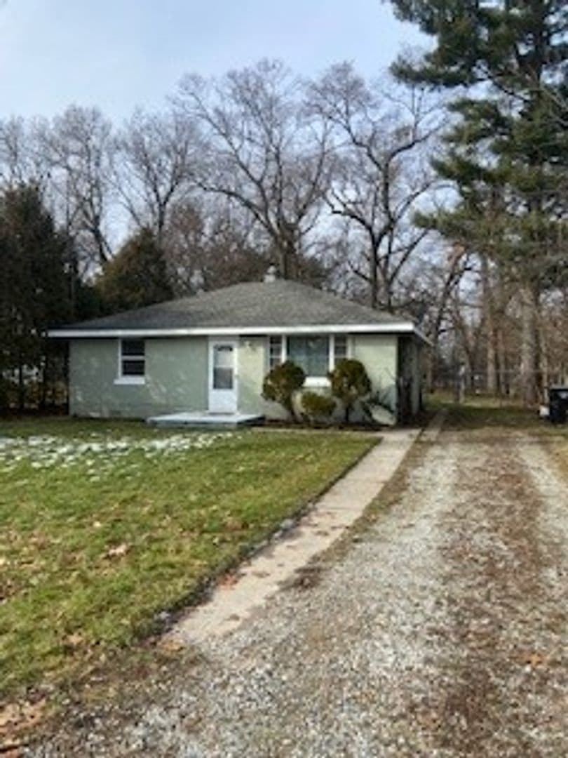South Bend House: 55363 Lexington Ave