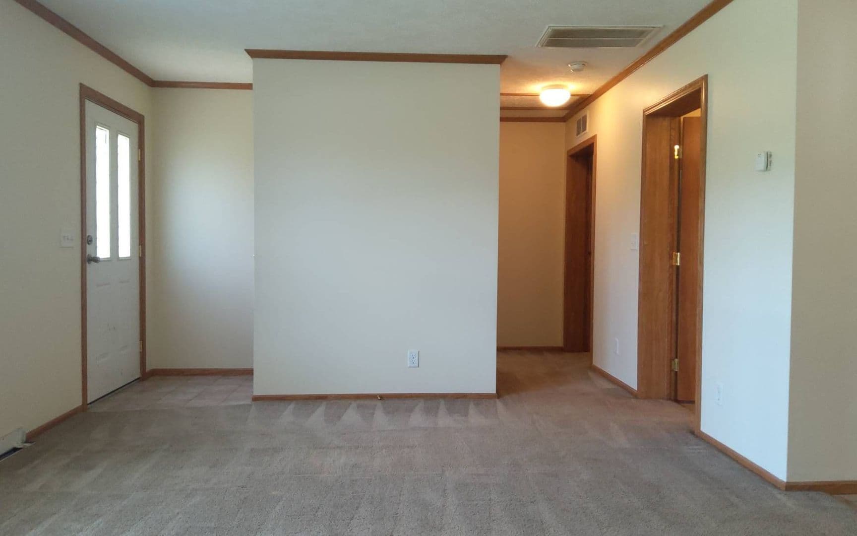 Goshen Apartment: 201 Olive St.