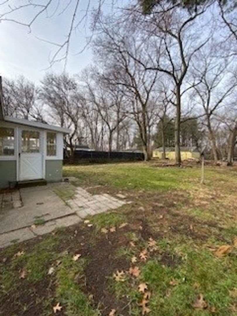 South Bend House: 55363 Lexington Ave