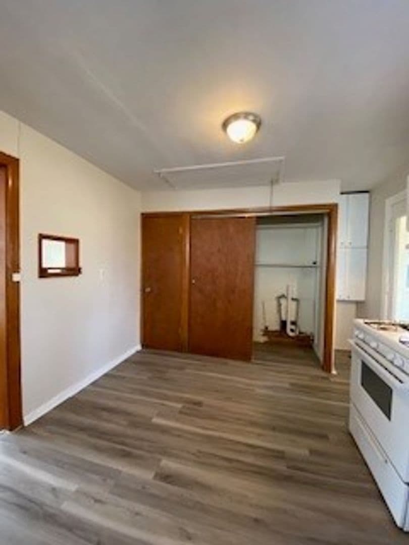 South Bend House: 55363 Lexington Ave