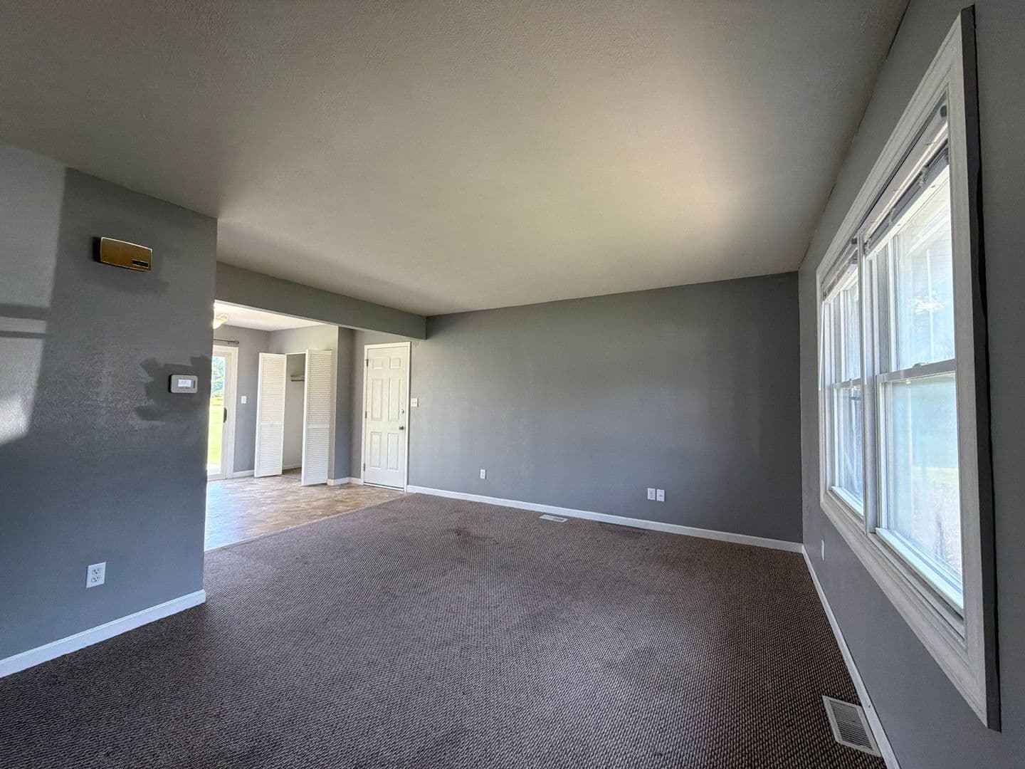 Elkhart Apartment: 1406 County Road 6 East