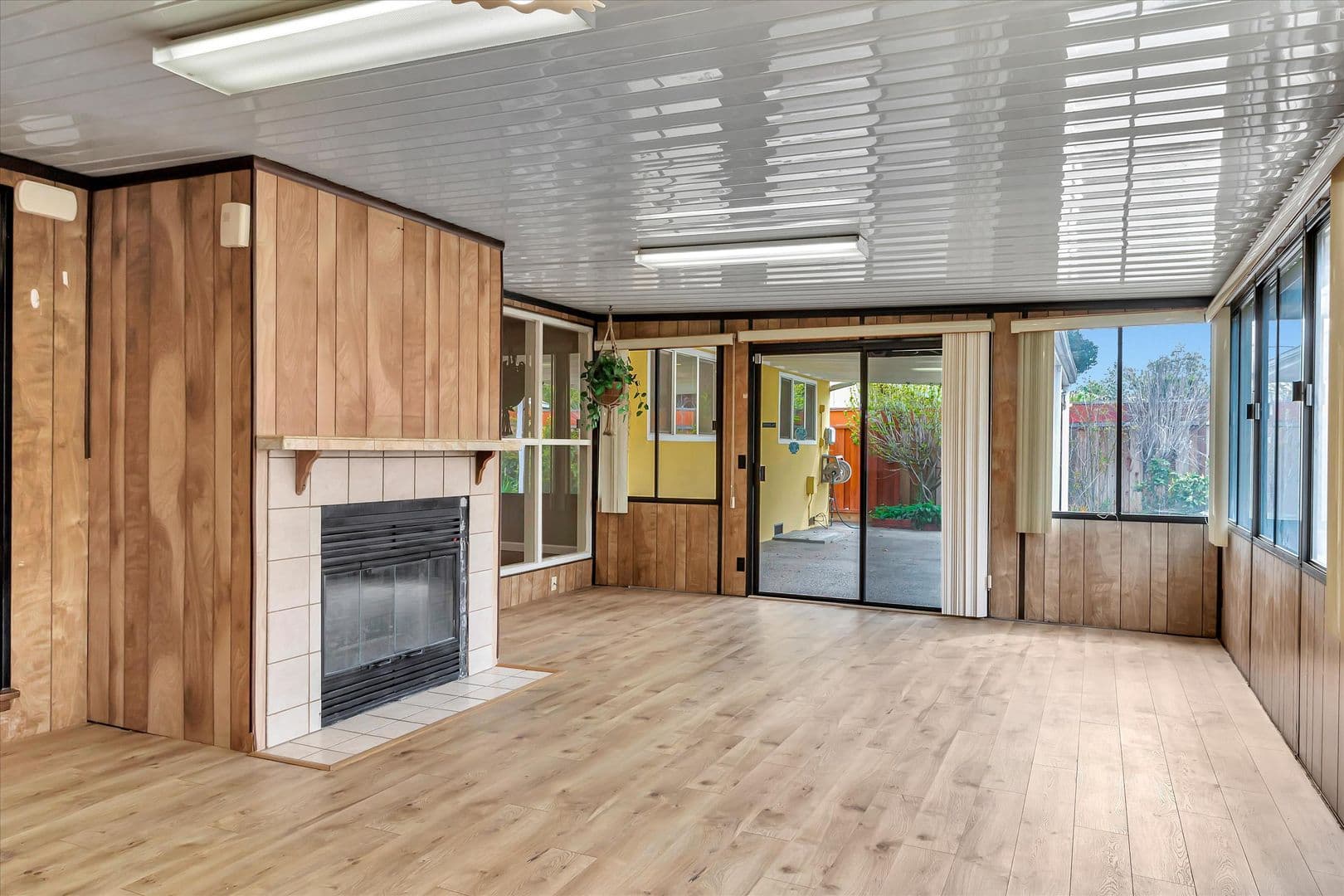 San Jose House: 3282 Lindenoaks Dr