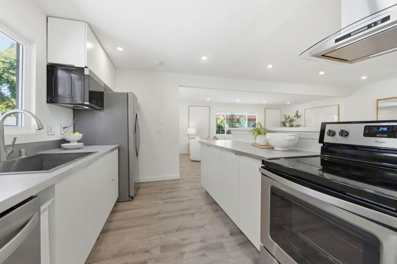 Palo Alto House: 150 Middlefield Rd.,
