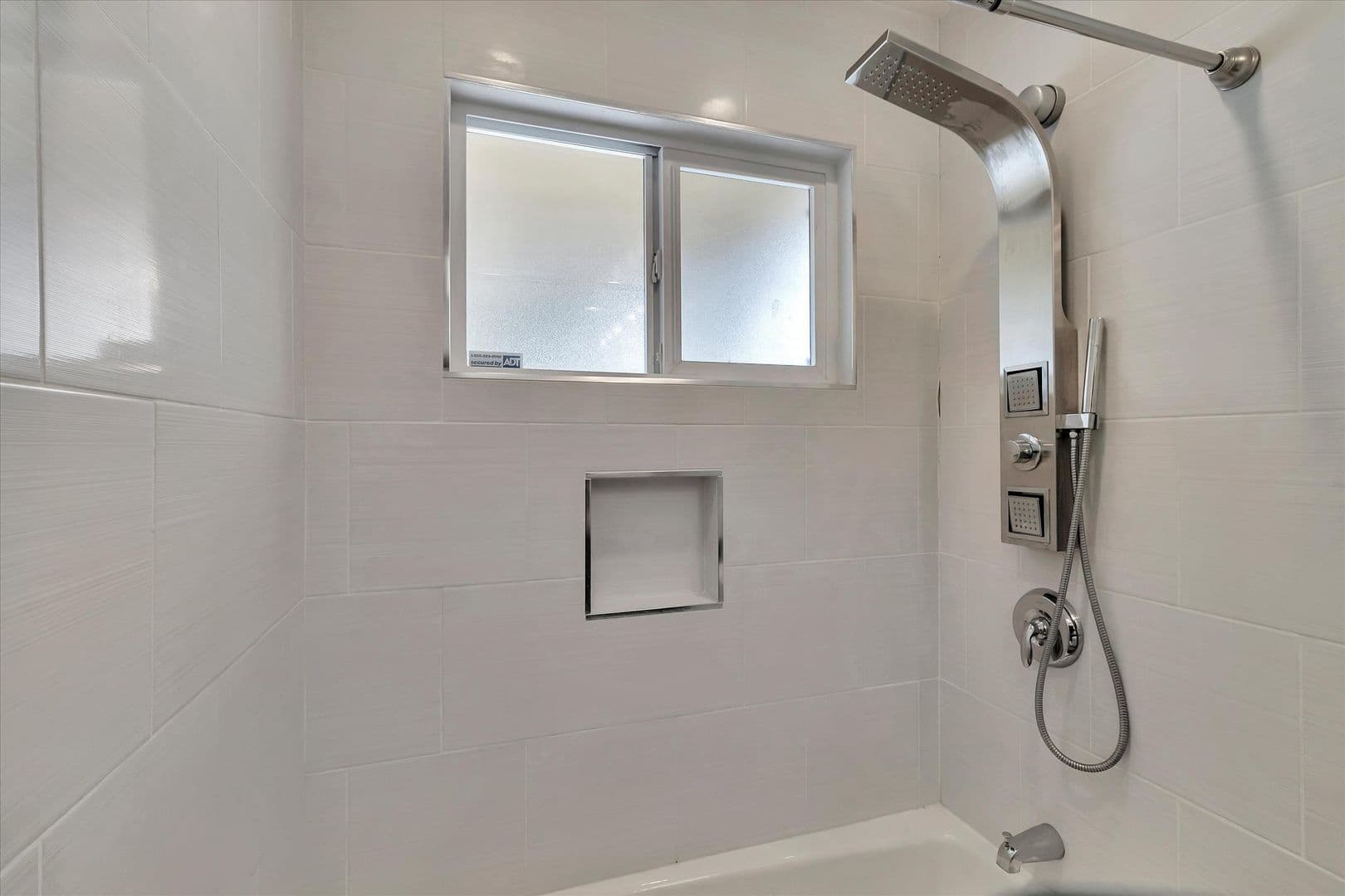 San Jose House: 3282 Lindenoaks Dr