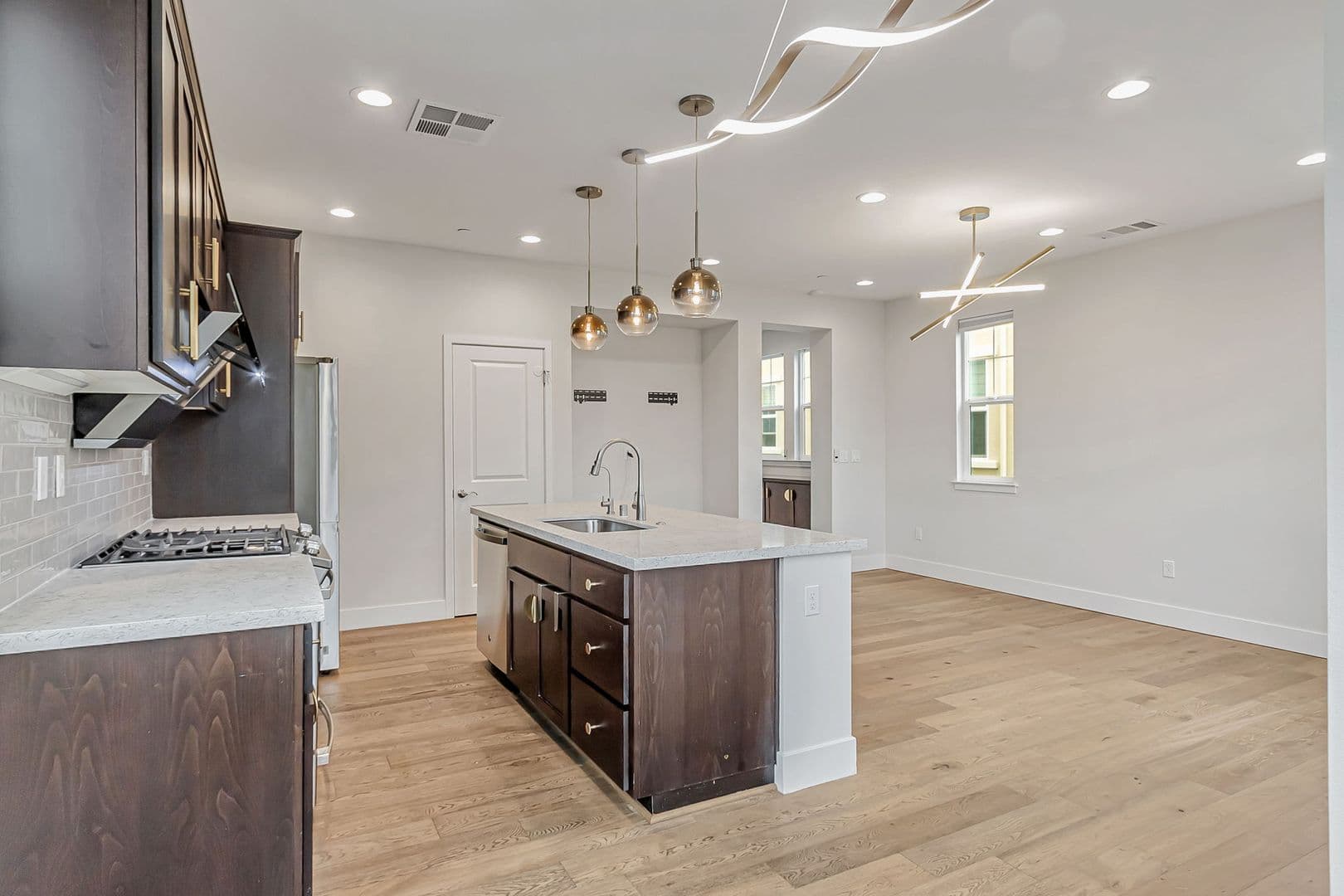 San Jose House: 1032 Skybo Ct