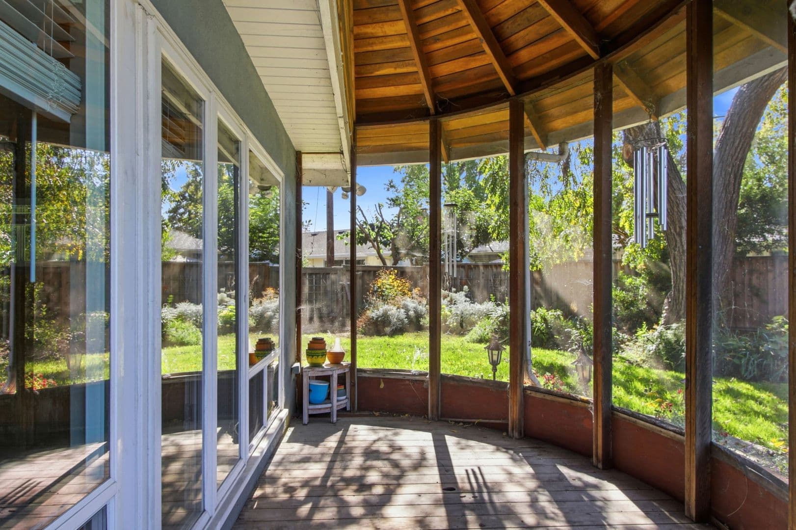 Santa Clara House: 160 Kit Carson Ct