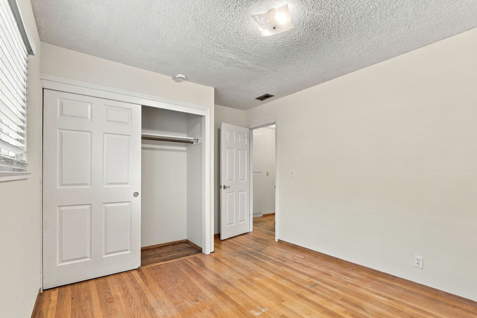 Sunnyvale House: 931 Larkspur Ave