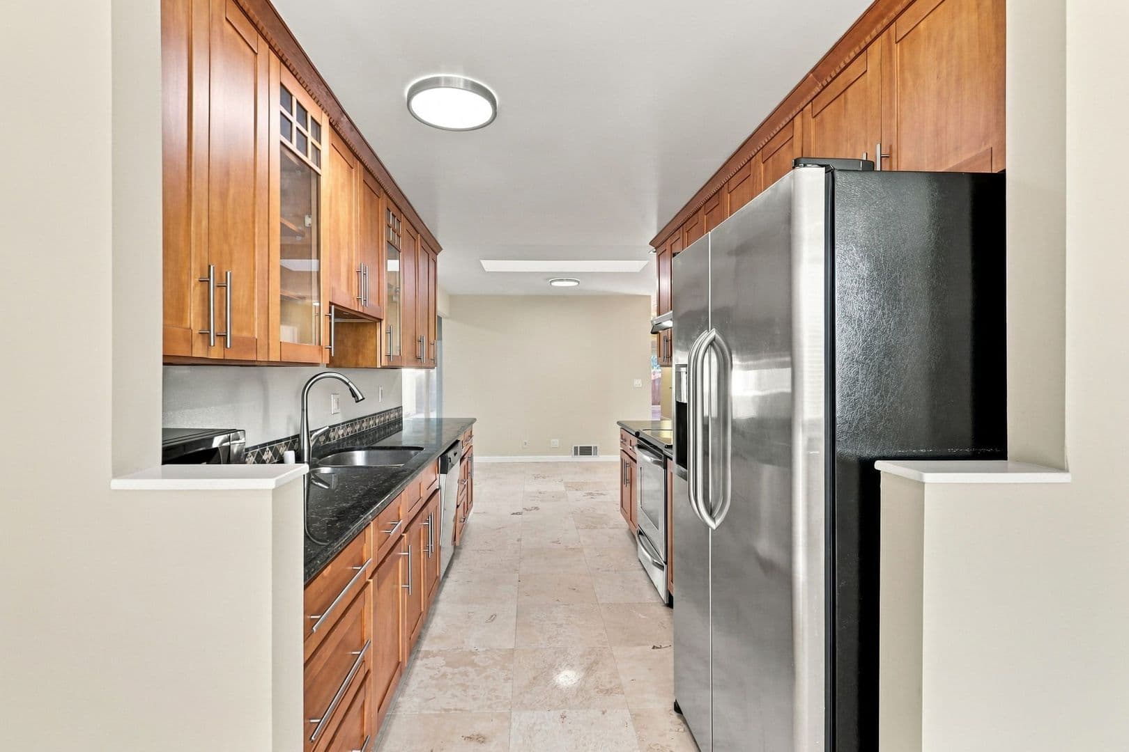 Sunnyvale House: 927 Iris Ave.