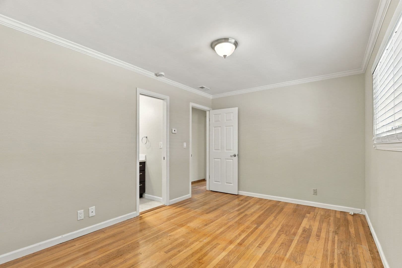 Sunnyvale House: 931 Larkspur Ave
