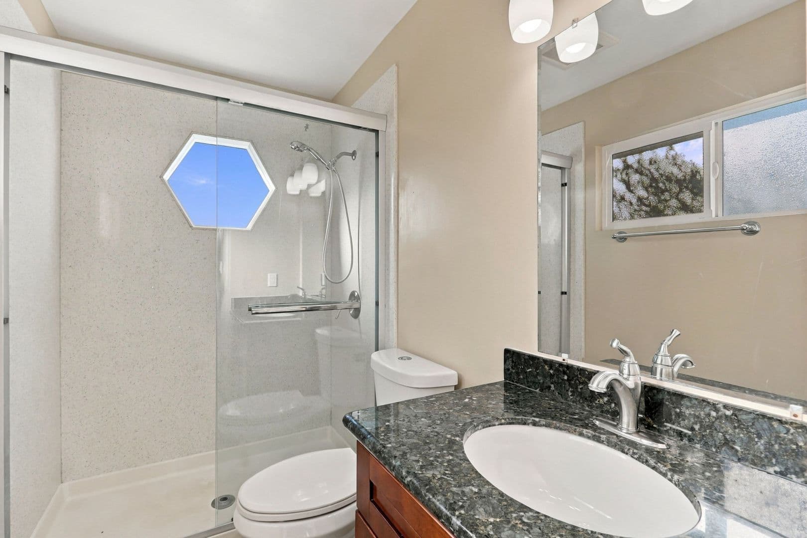 Sunnyvale House: 927 Iris Ave.