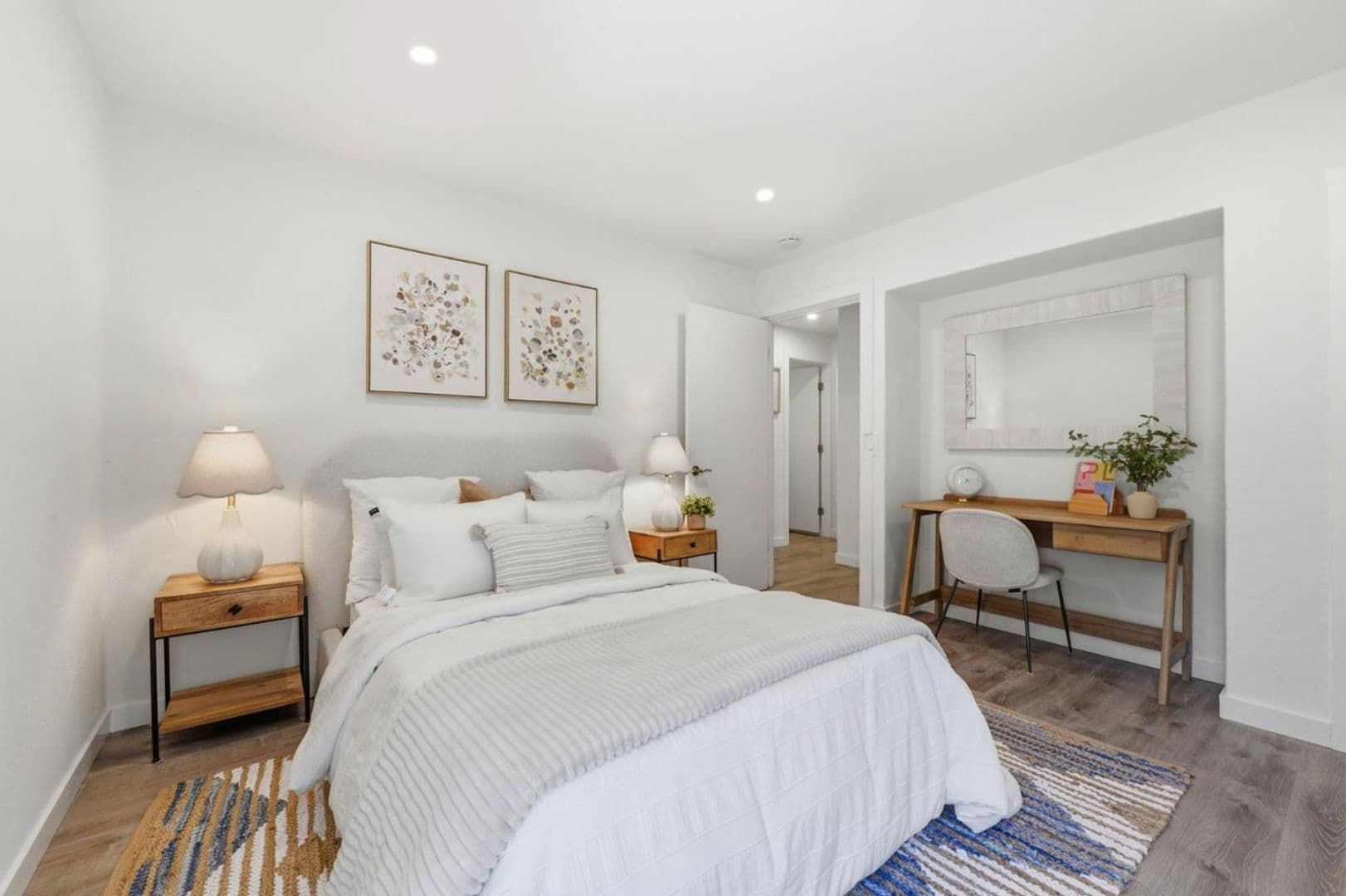 Palo Alto House: 150 Middlefield Rd.,