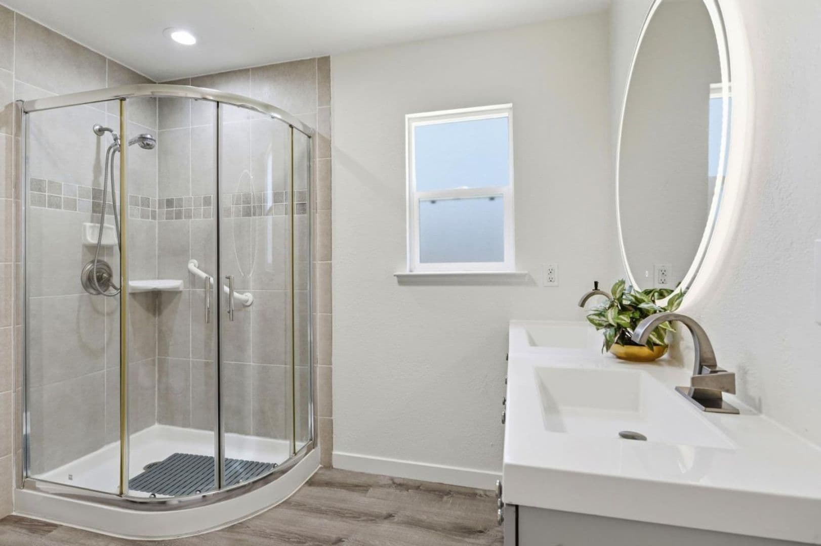 Palo Alto House: 150 Middlefield Rd.,