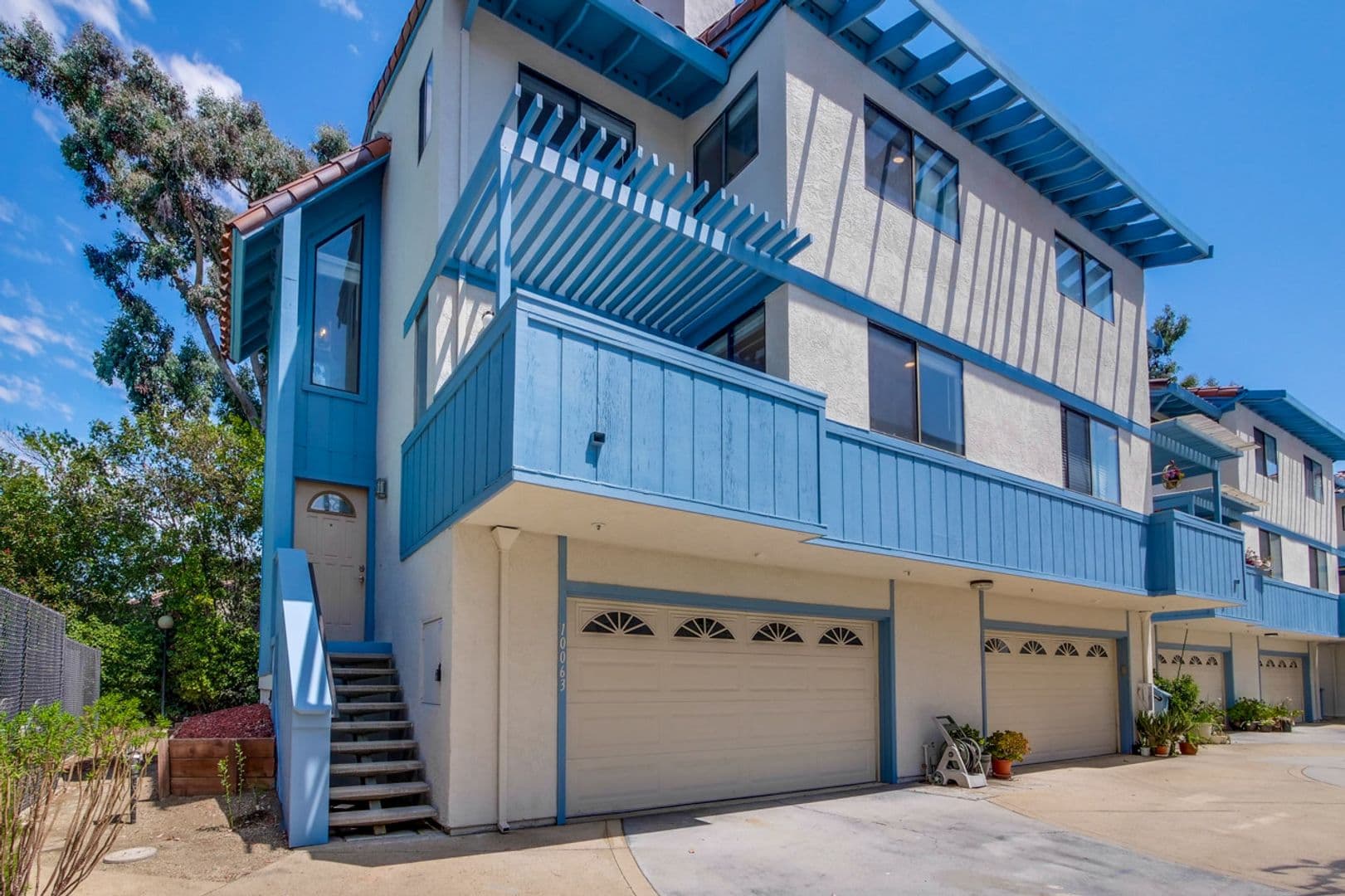 Cupertino Townhome: 10063 Craft Dr