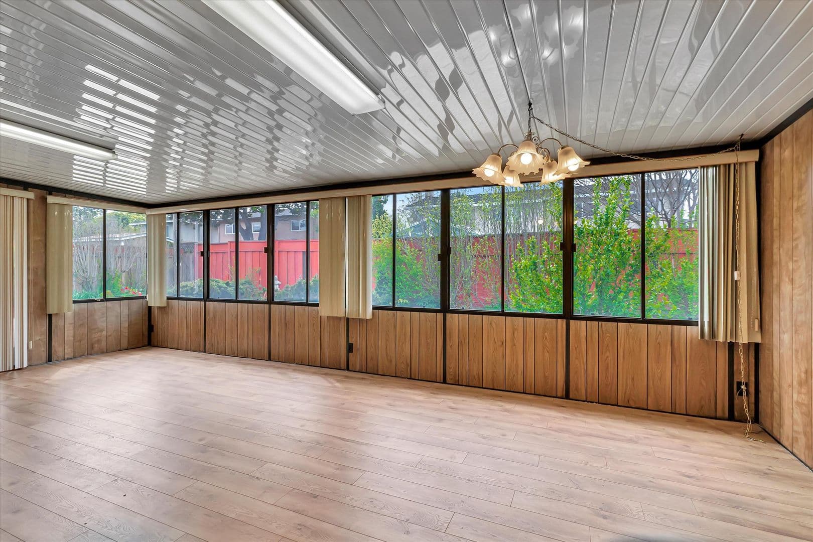 San Jose House: 3282 Lindenoaks Dr