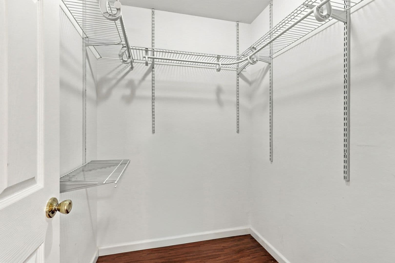 Sunnyvale House: 927 Iris Ave.