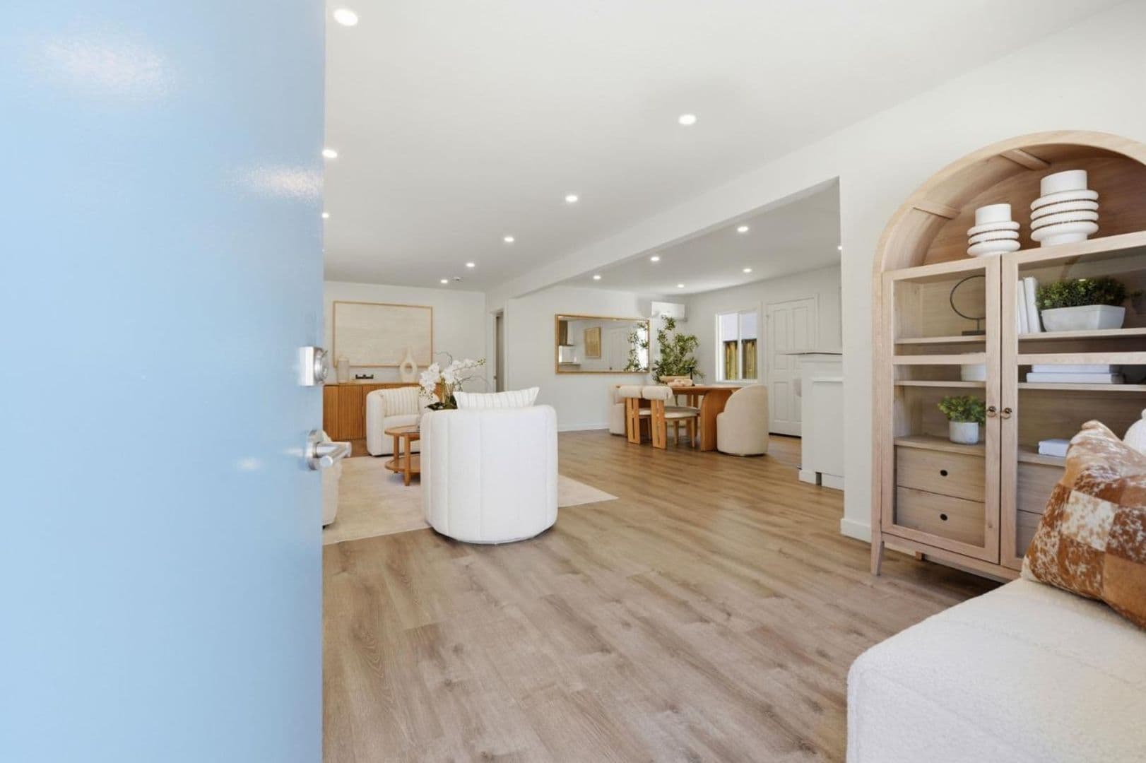 Palo Alto House: 150 Middlefield Rd.,