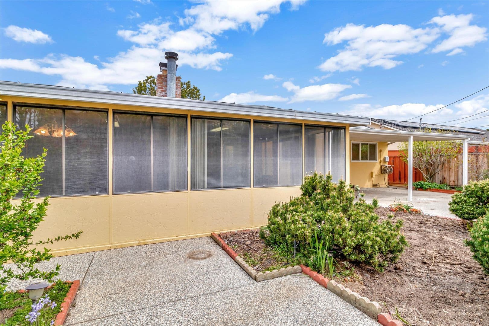 San Jose House: 3282 Lindenoaks Dr