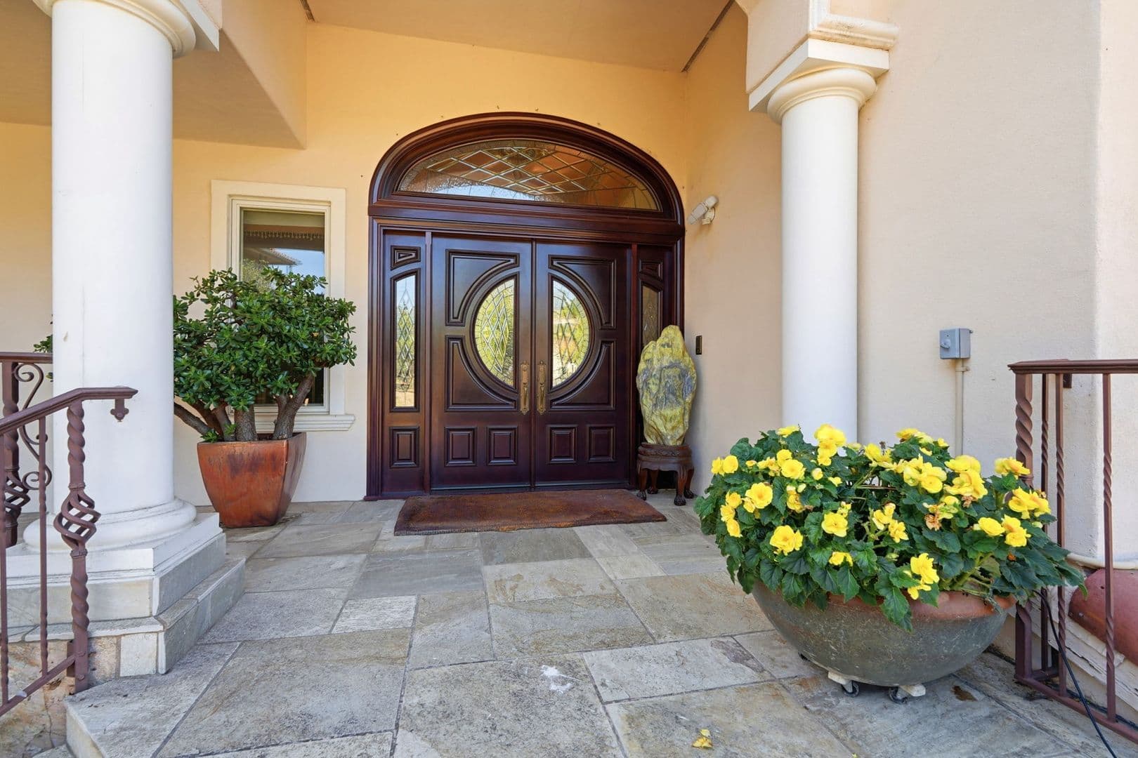 Los Altos Hills House: 14289 Saddle Mountain Dr