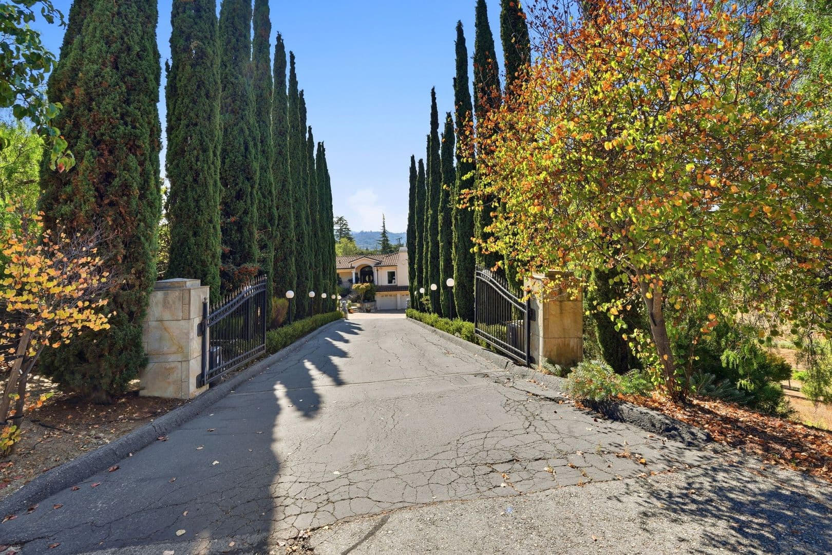 Los Altos Hills House: 14289 Saddle Mountain Dr