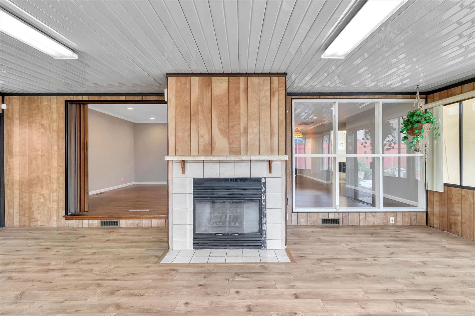 San Jose House: 3282 Lindenoaks Dr