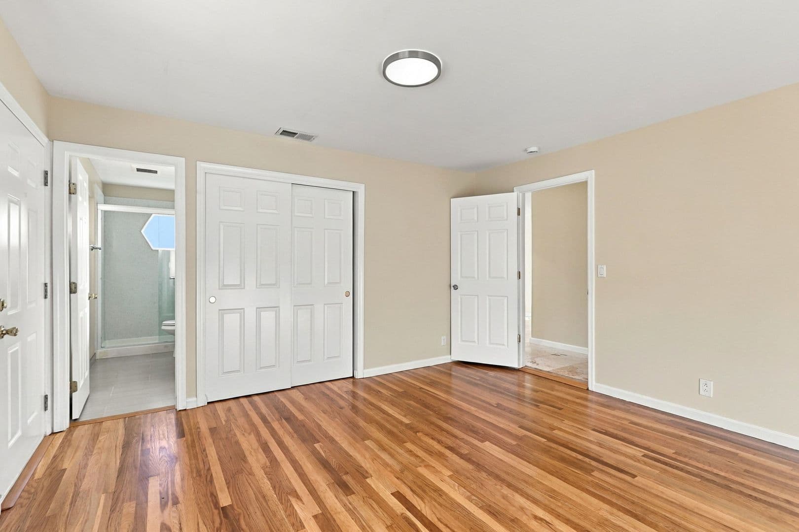 Sunnyvale House: 927 Iris Ave.