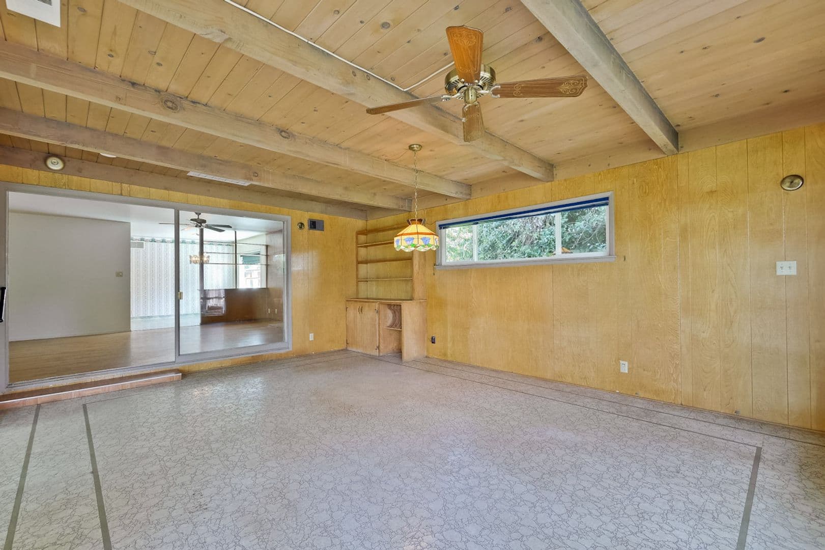 Santa Clara House: 160 Kit Carson Ct