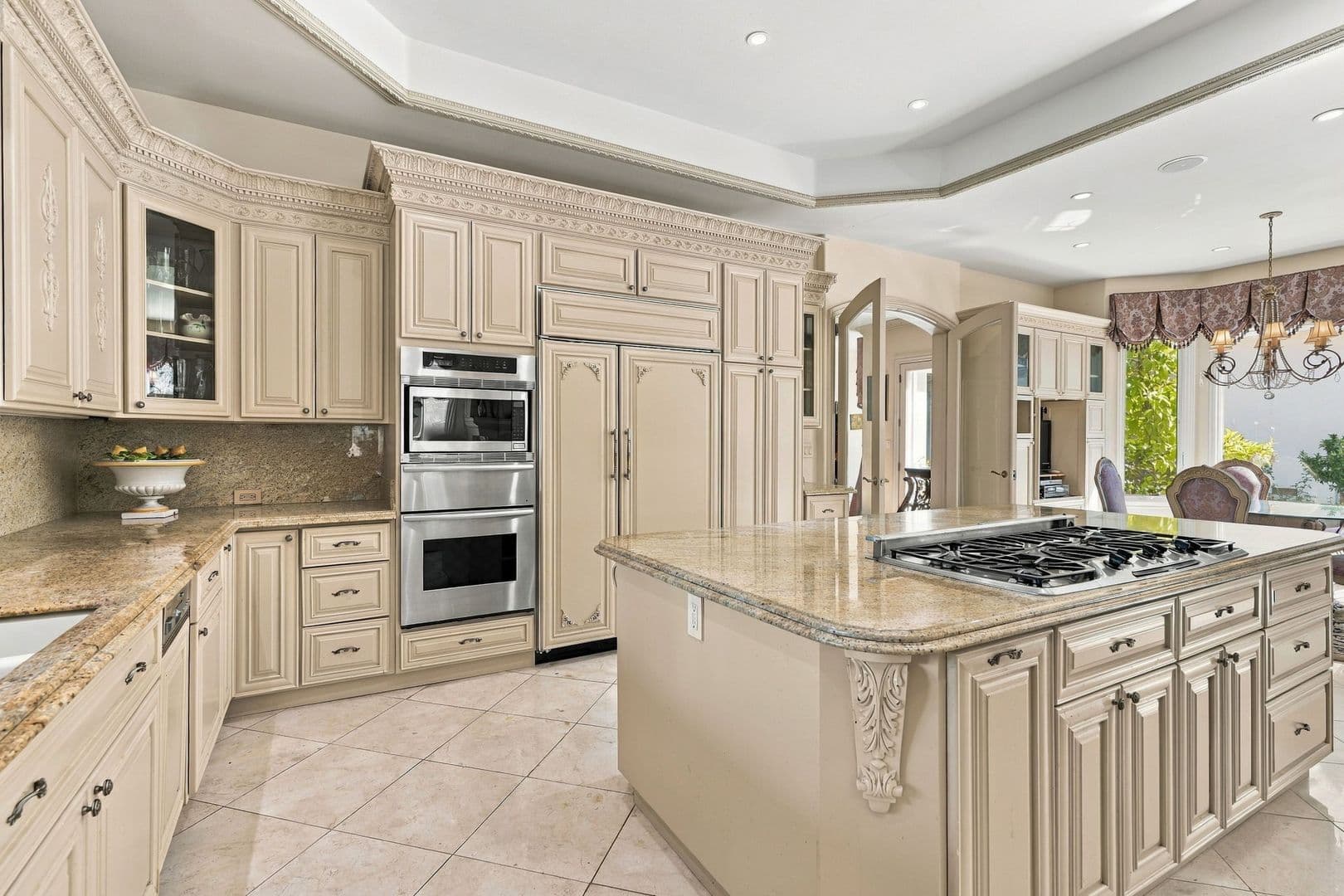 Los Altos Hills House: 14289 Saddle Mountain Dr