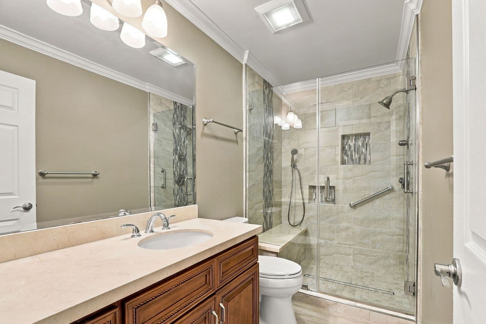 Sunnyvale House: 931 Larkspur Ave