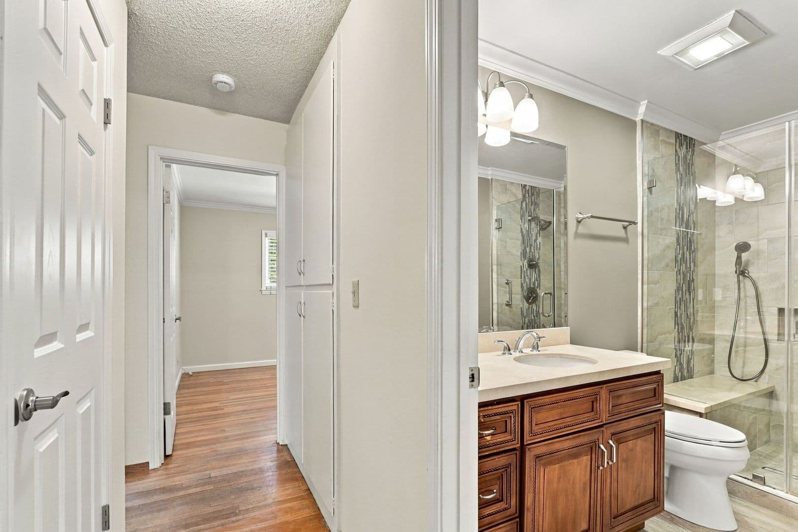 Sunnyvale House: 931 Larkspur Ave