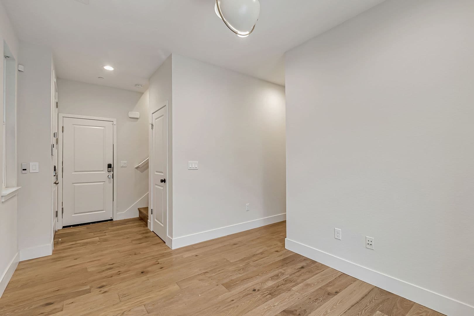 San Jose House: 1032 Skybo Ct