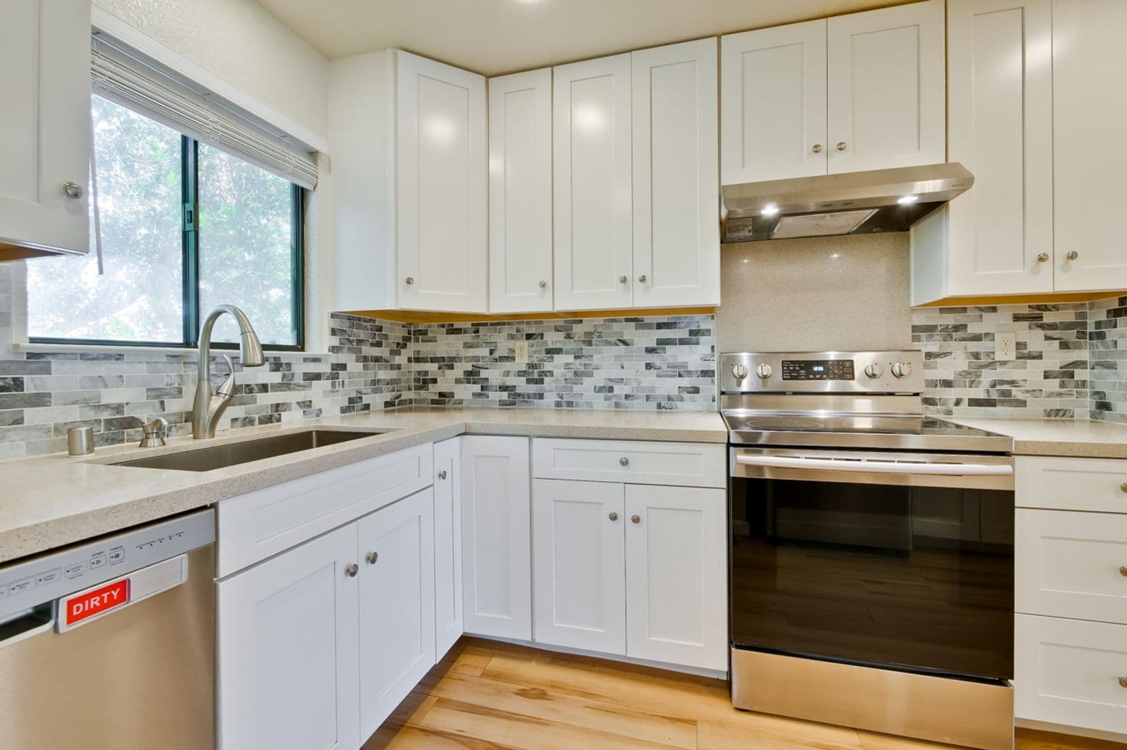 Cupertino Townhome: 10063 Craft Dr