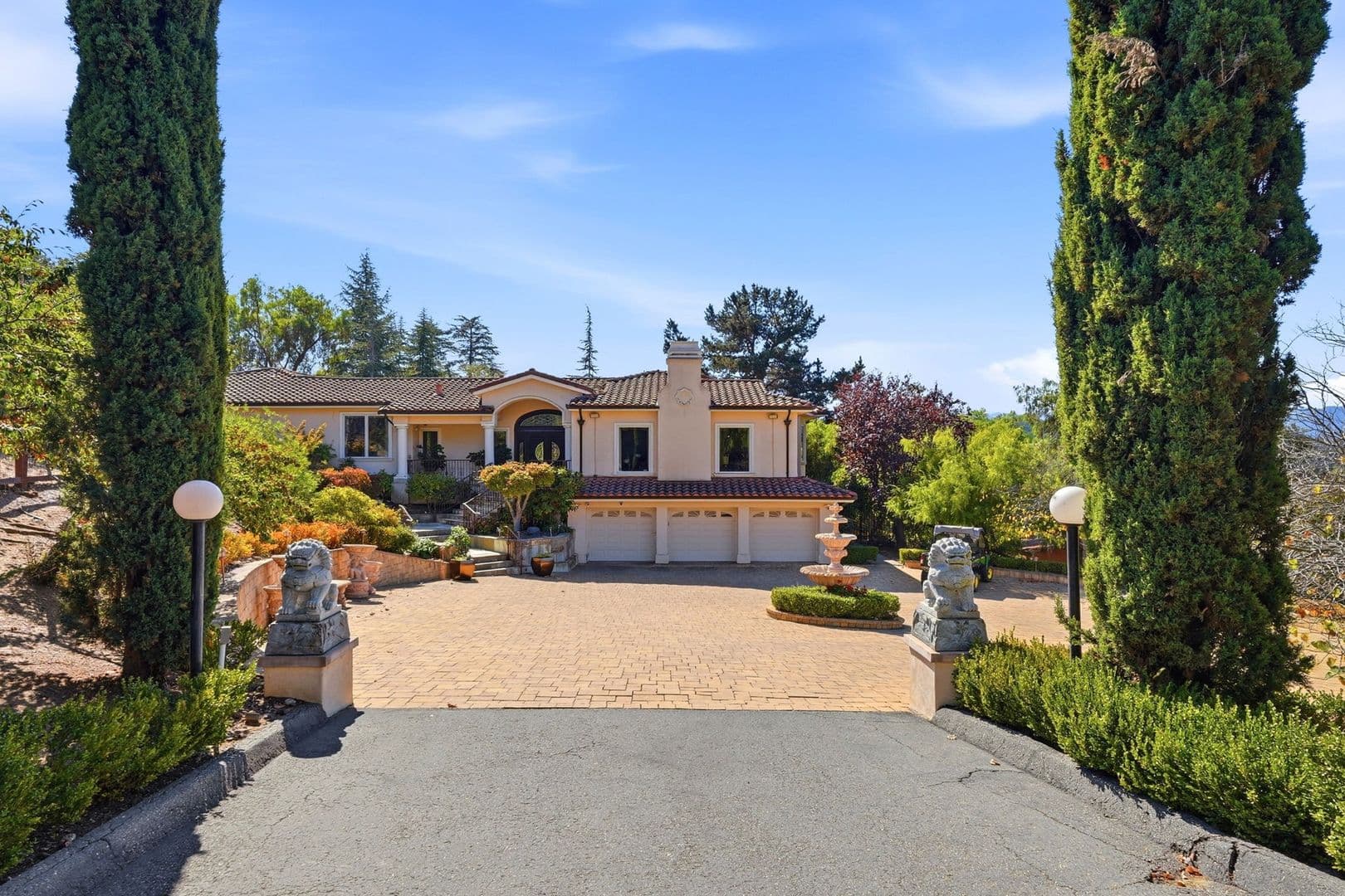 Los Altos Hills House: 14289 Saddle Mountain Dr
