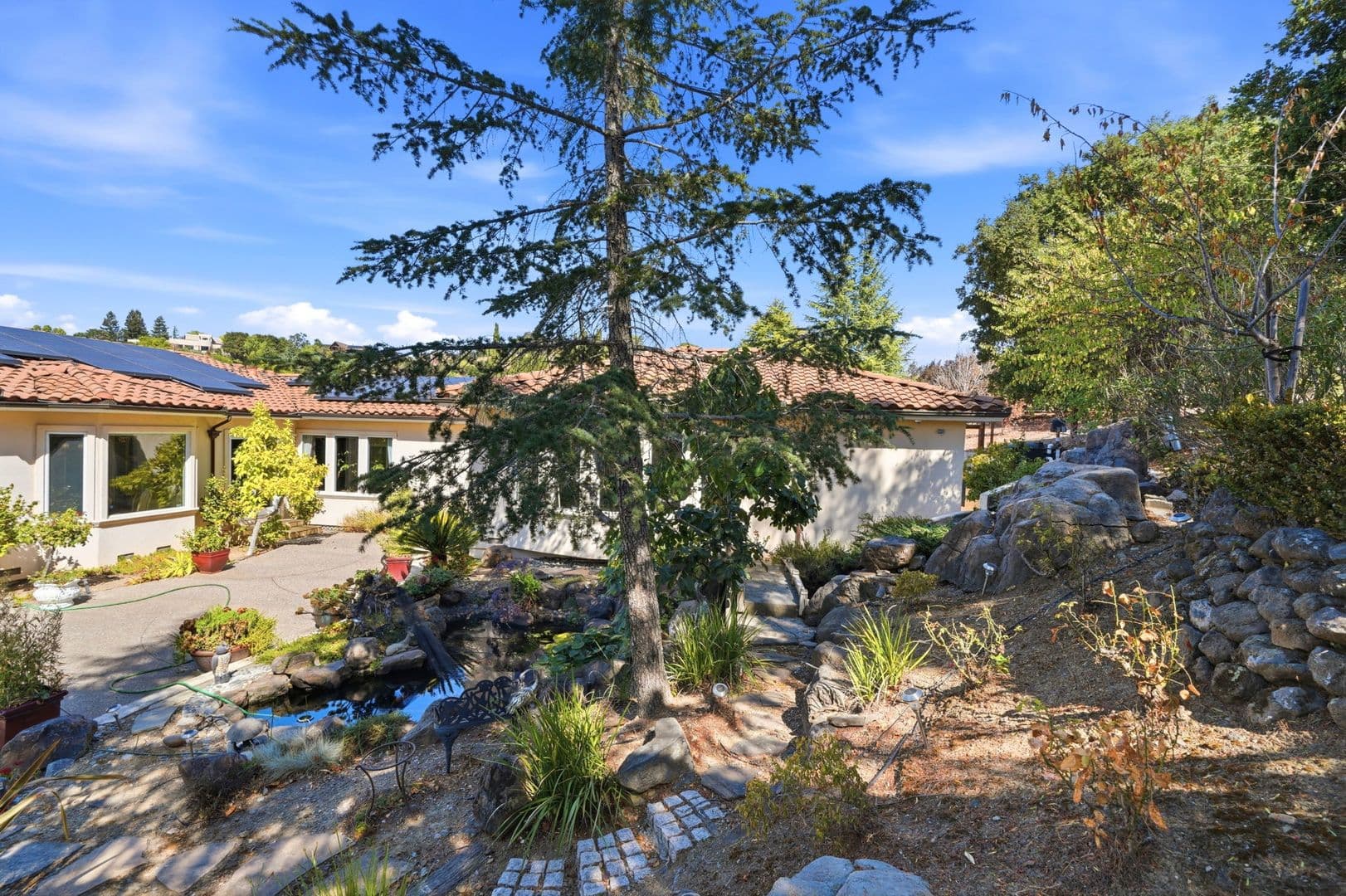 Los Altos Hills House: 14289 Saddle Mountain Dr