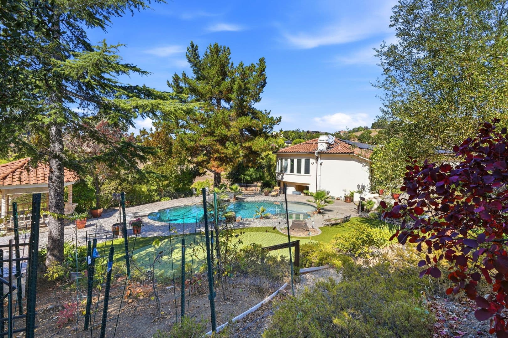 Los Altos Hills House: 14289 Saddle Mountain Dr