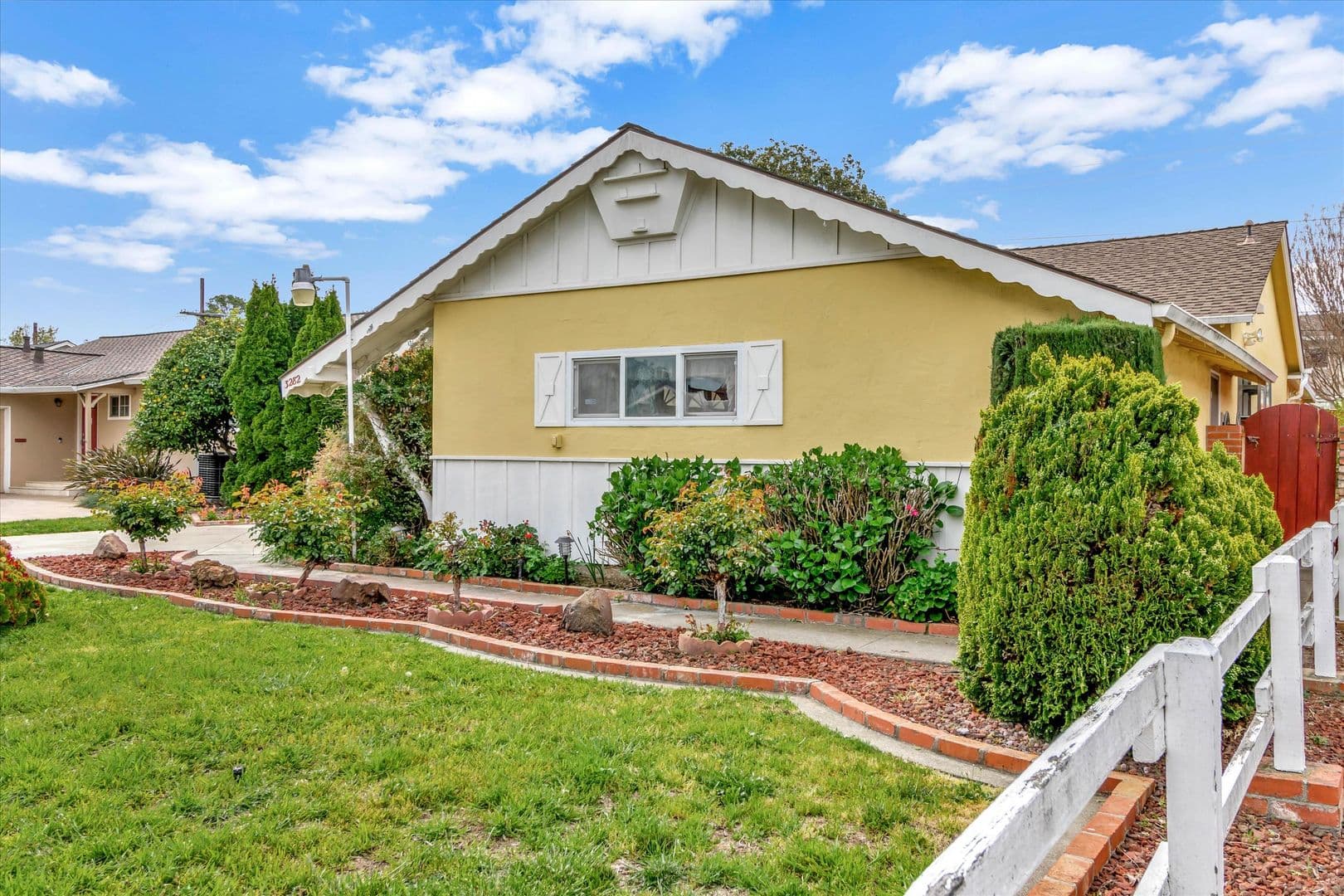 San Jose House: 3282 Lindenoaks Dr