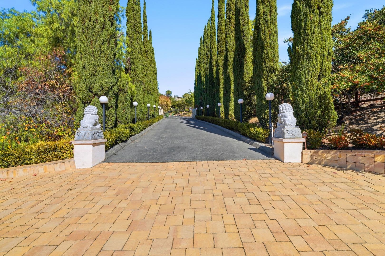 Los Altos Hills House: 14289 Saddle Mountain Dr