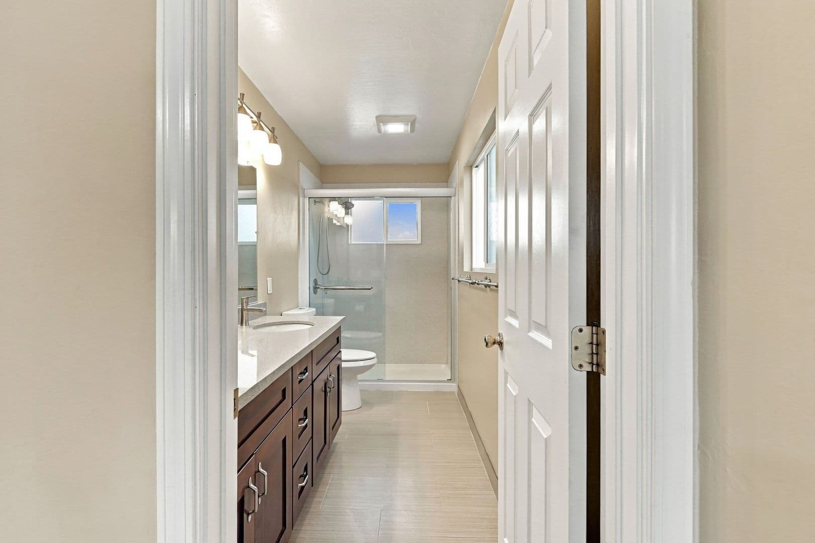 Sunnyvale House: 927 Iris Ave.