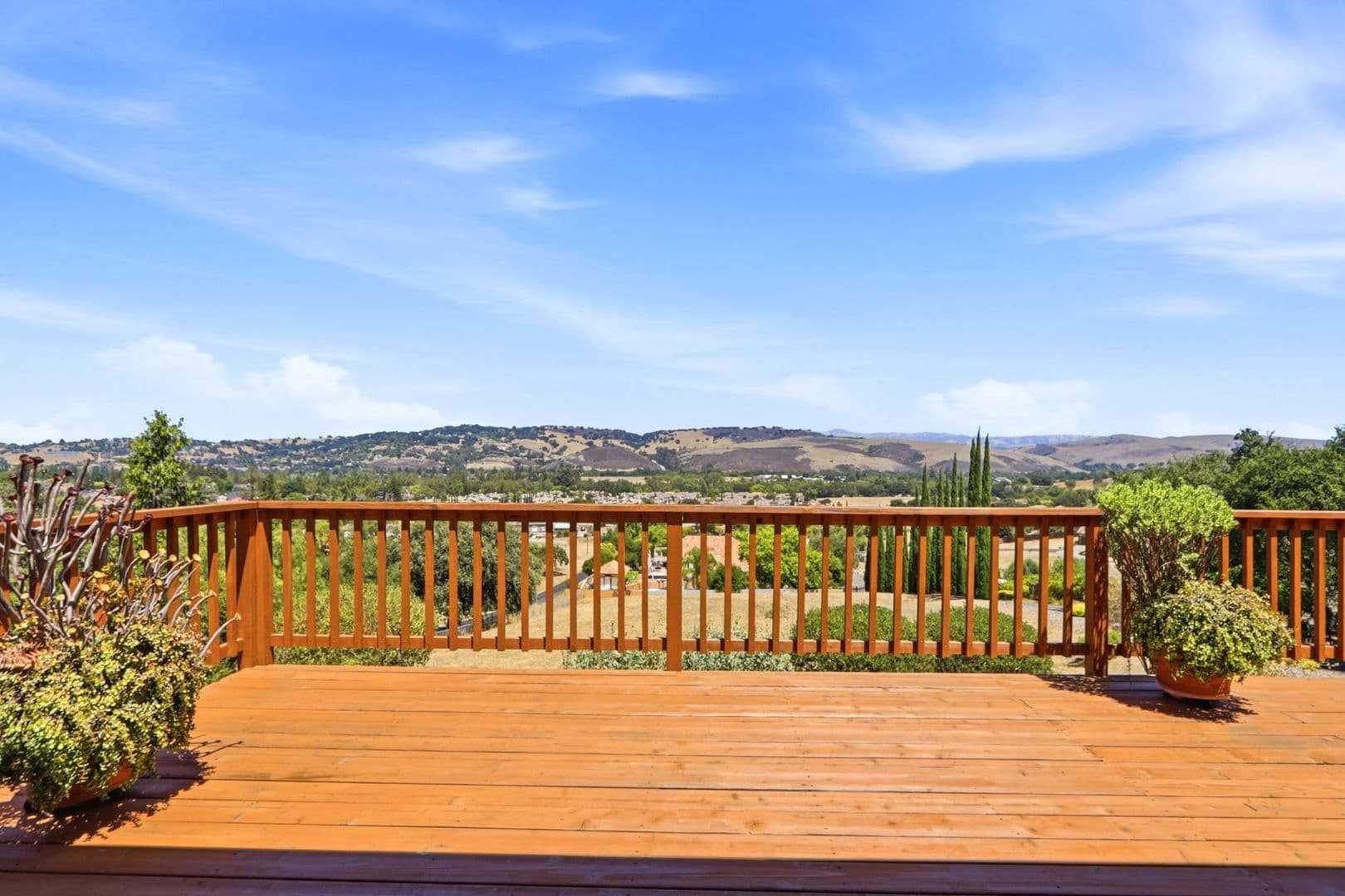 San Jose House: 19563 Almaden Rd