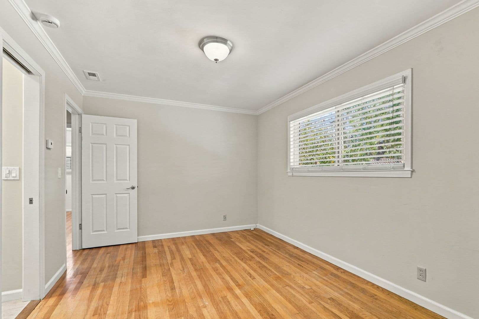 Sunnyvale House: 931 Larkspur Ave