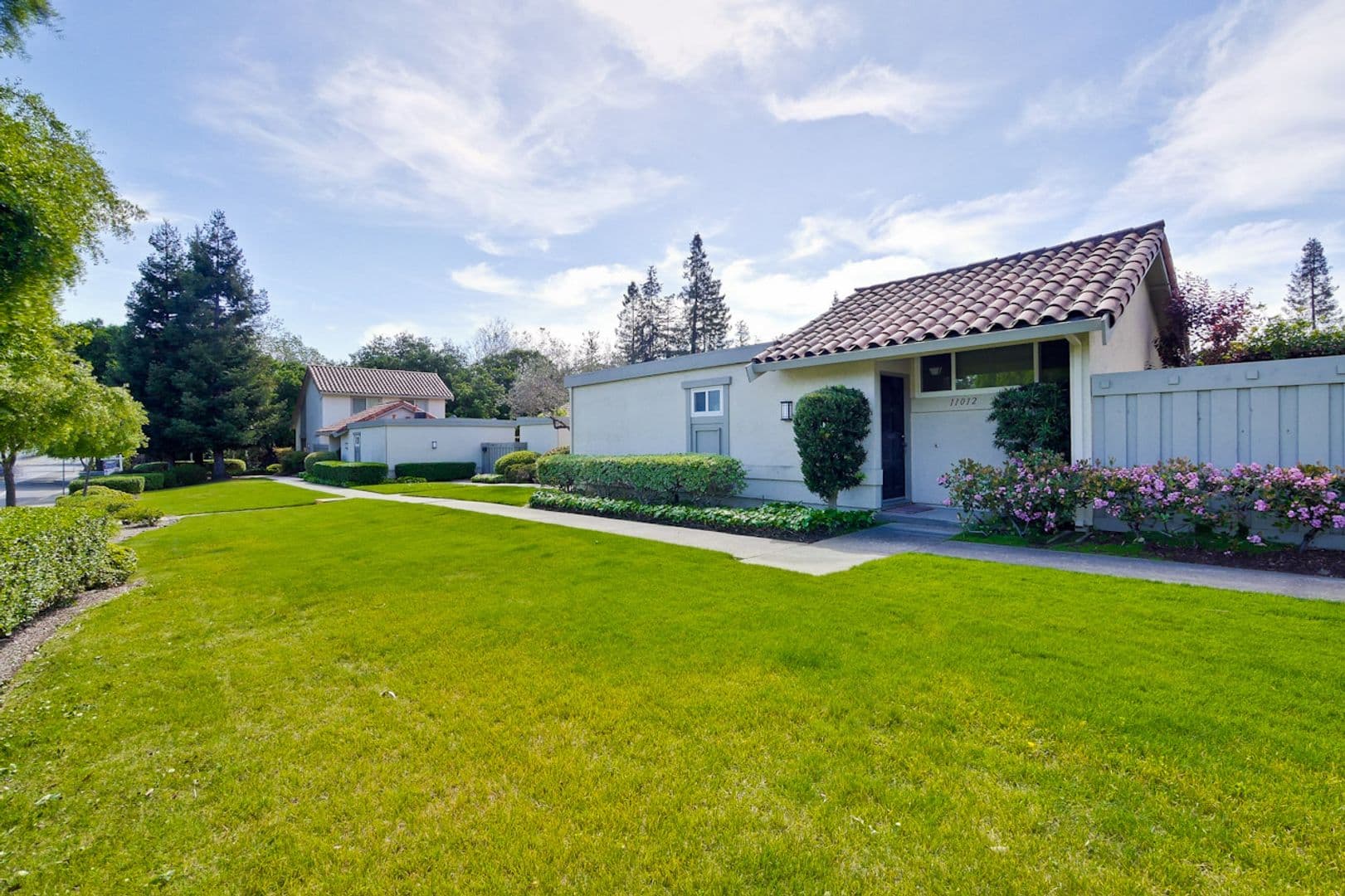 Cuptertino Townhome: 11012 Sweet Oak St.