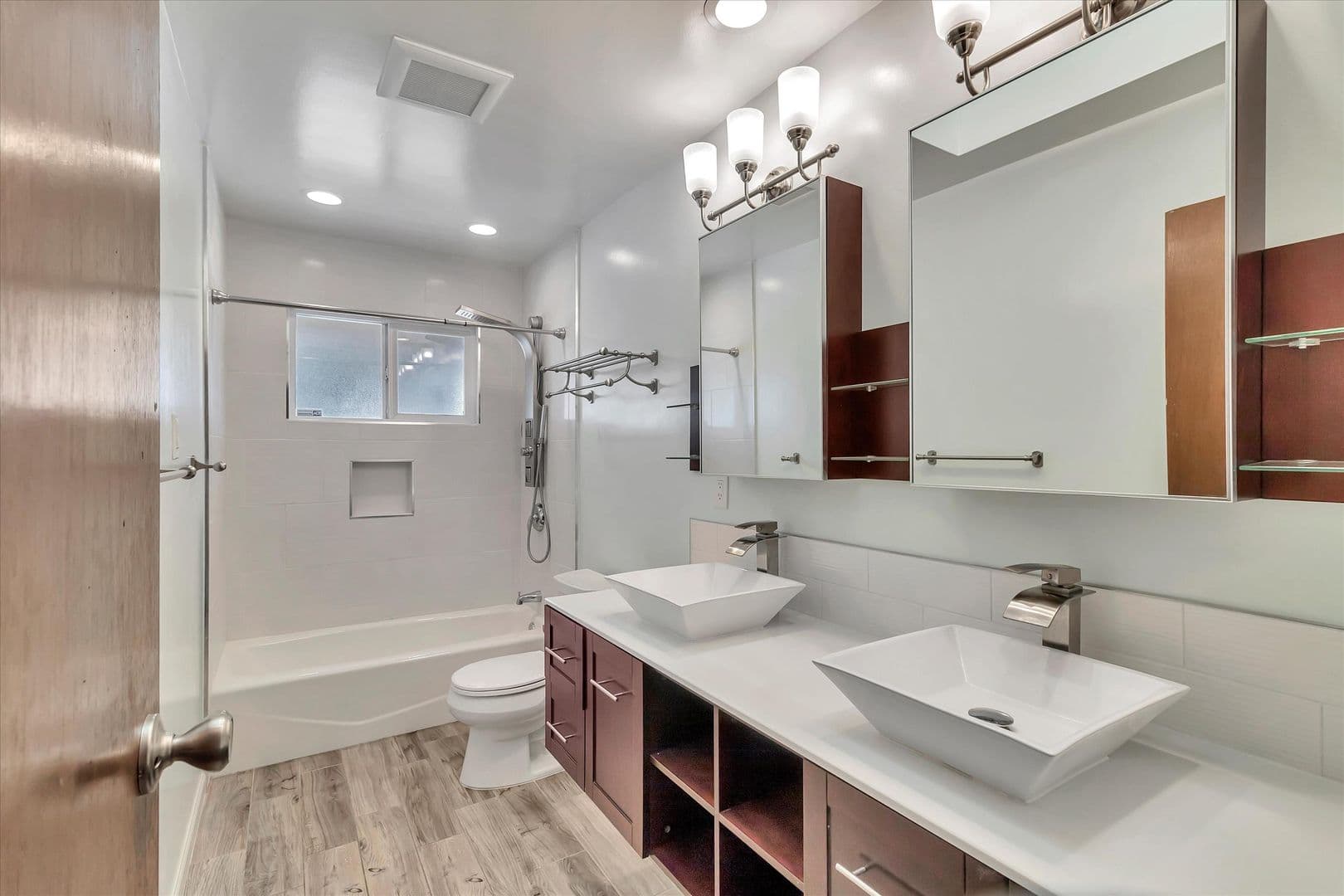 San Jose House: 3282 Lindenoaks Dr